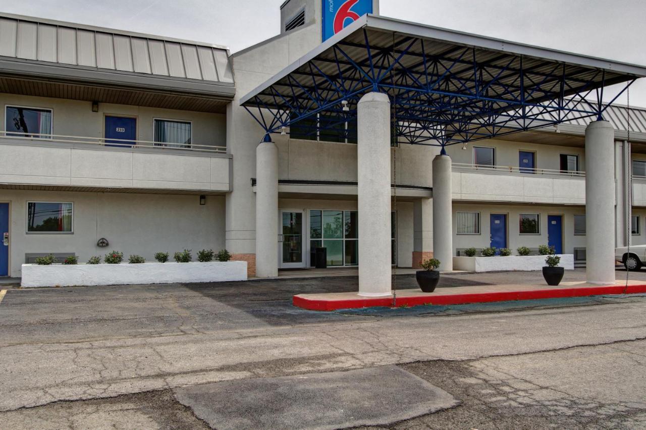 Motel 6-North Ridgeville, Oh - Cleveland Intl Airport - N Ridgeville Εξωτερικό φωτογραφία